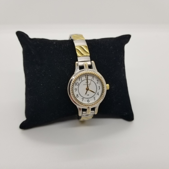 Viewpoint silver and gold tone stretch analog watch - Picture 1 of 4
